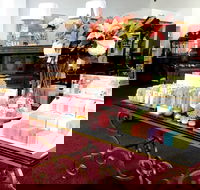 Nanna's Antiques and Cafe - Accommodation Whitsundays