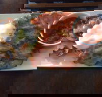 Ninos Gourmet Deli - Accommodation Whitsundays