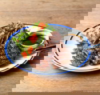 The Defiant Duck - Accommodation Whitsundays