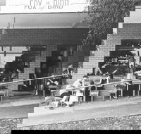 Fox And Bird Cafe - Accommodation Whitsundays