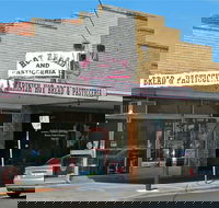 Isher Egless Bakers  Cafe - Accommodation Whitsundays