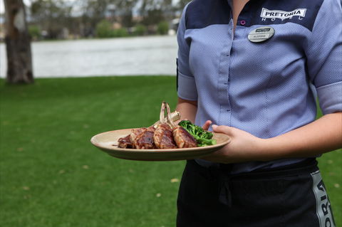 Pretoria Hotel - Accommodation Whitsundays 1