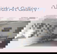 Sunny's Chicken House - Accommodation Whitsundays