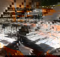 Wolfe  Molone - Accommodation Whitsundays