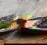 Bad Hombres - Accommodation Whitsundays