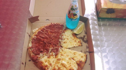 El Mineh Bakery - Accommodation Whitsundays 0