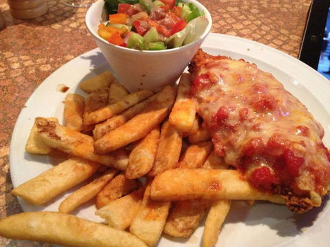 Queen's Steakhouse - Accommodation Whitsundays 0