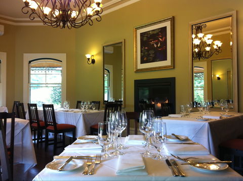 Woodman Estate's Restaurant - Accommodation Whitsundays 0