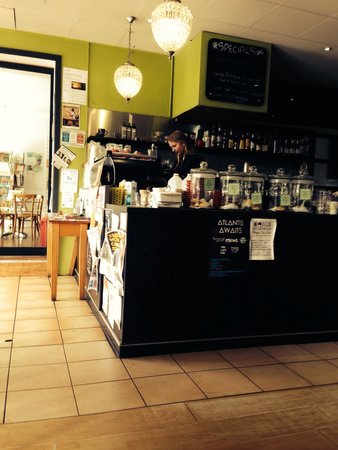 Cafe Evolve - Accommodation Whitsundays 0