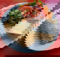 Braisen Hussy Garden Cafe - Accommodation Whitsundays