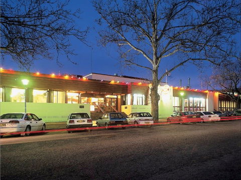 Narrandera Ex-Servicemen's Club - Accommodation Whitsundays 0