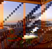 The Ocean Lounge - Accommodation Whitsundays