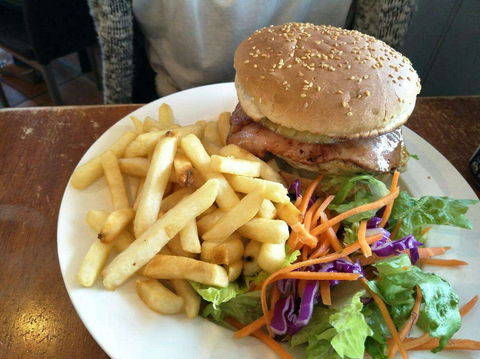 Buck's Diner - Accommodation Whitsundays 0