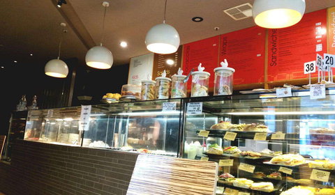 Royal Hotel - Accommodation Whitsundays 0