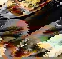 Stone Wall Cafe - Accommodation Whitsundays