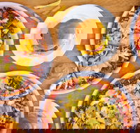 Base and Burger Mount Annan - Accommodation Whitsundays