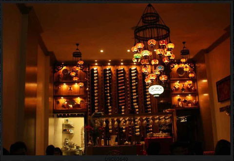 Pasha's Lounge - Accommodation Whitsundays 0