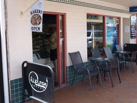 AJ's Hotbake - Accommodation Whitsundays 1