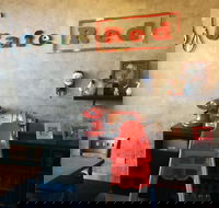 Cafe Red - Accommodation Whitsundays