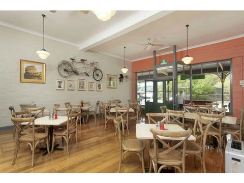 Dungog Pizza - Accommodation Whitsundays 1