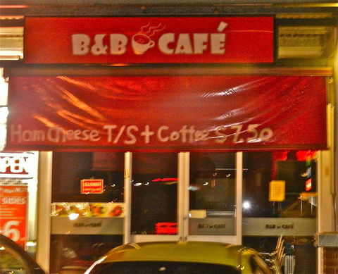 B&B Café - Accommodation Whitsundays 0