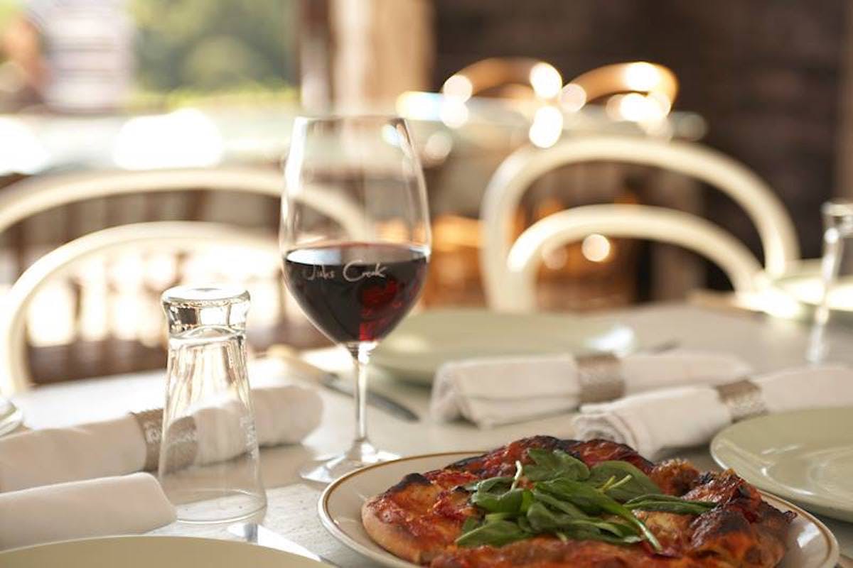 Gembrook VIC Accommodation Whitsundays