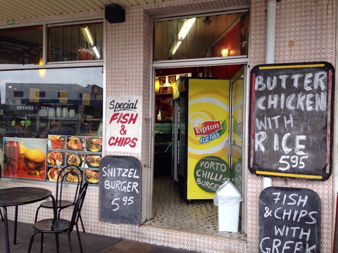 Matraville Chickens - Accommodation Whitsundays 0