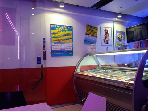 French Riviera - Accommodation Whitsundays 0