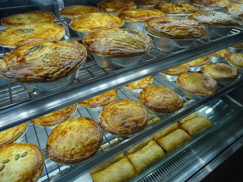 Gum Tree Pies - Accommodation Whitsundays 2