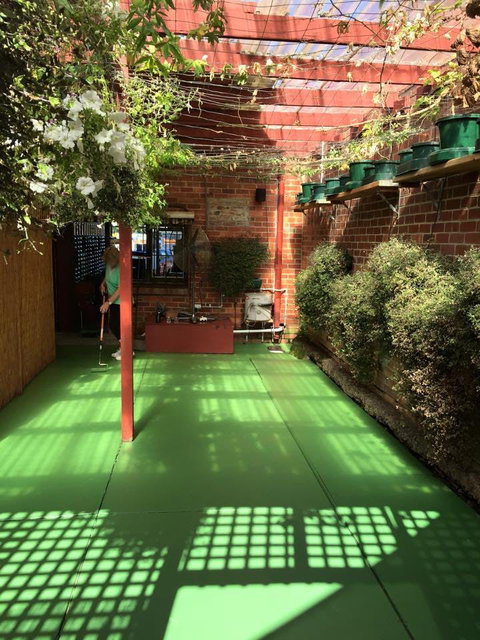 Bin 3 Cafe - Accommodation Whitsundays 0