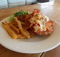 Crown on Palmer - Accommodation Whitsundays