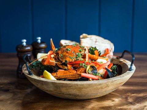 Steamers Bar And Grill - Accommodation Whitsundays 2