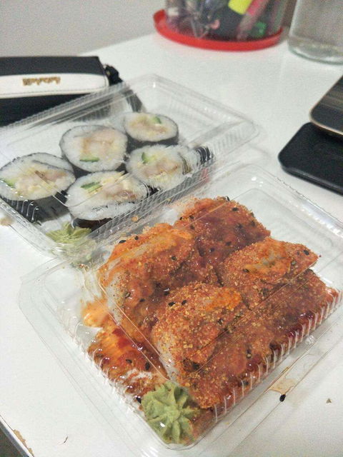 Au Sushi World - Accommodation Whitsundays 0