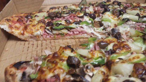 Papa's Pizza & Pasta - Accommodation Whitsundays 0