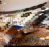 Victoria Point Tavern - Accommodation Whitsundays