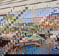 Comfort Inn Blue Lagoon Sails Restaurant - Sails Restaurant Closed Until Further Notice - Accommodation Whitsundays