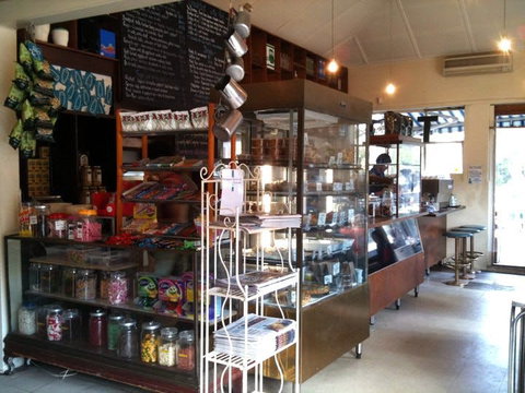 KL Bunga Raya - Accommodation Whitsundays 0