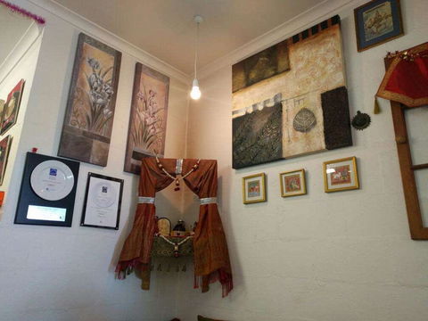 Shali's Cafe - Accommodation Whitsundays 0