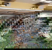 Caloundra Hotel - Accommodation Whitsundays