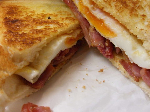 Victoria Road Lunch Bar - Accommodation Whitsundays 0