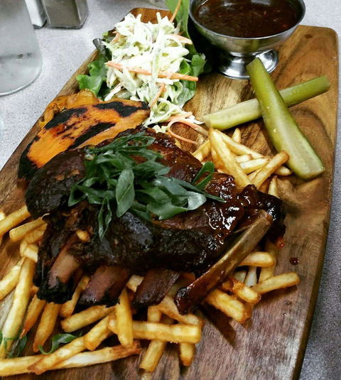 Federal Hotel Maryborough - Accommodation Whitsundays 0