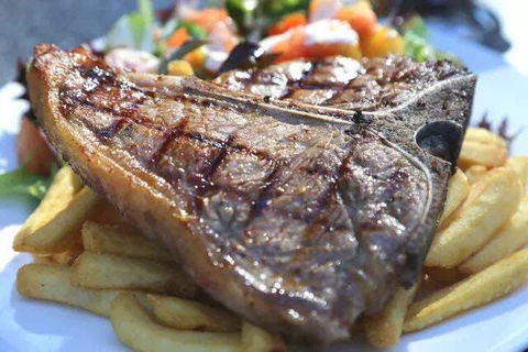 J's Kitchen Steak House - Berala Hotel - Berala - Accommodation Whitsundays 0