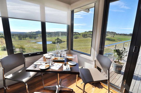 McVitty Grove Restaurant - Accommodation Whitsundays 0