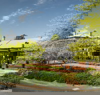 The Stirling Hotel - Accommodation Whitsundays