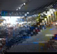 Lou's Cafe Restaurant - Accommodation Whitsundays