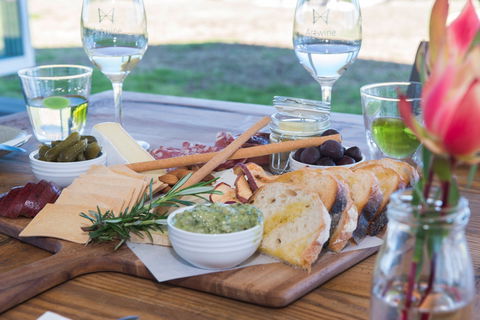 Artwine Cellar Door - Accommodation Whitsundays 2