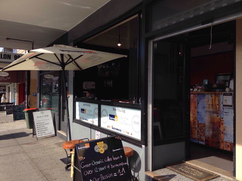 B-Line Cafe - Accommodation Whitsundays 0