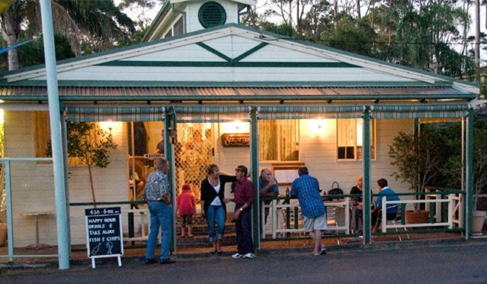 Sunshine Bay NSW Accommodation Whitsundays
