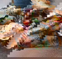 Holy Smoke Gourmet Food Shop - Accommodation Whitsundays