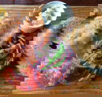 Crossing Cafe - Accommodation Whitsundays